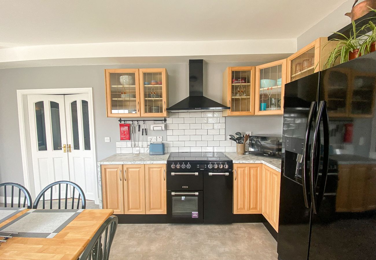 Hilltop Haven Kilmore, Coastal Holiday Accommodation Available in Kilmore, County Wexford