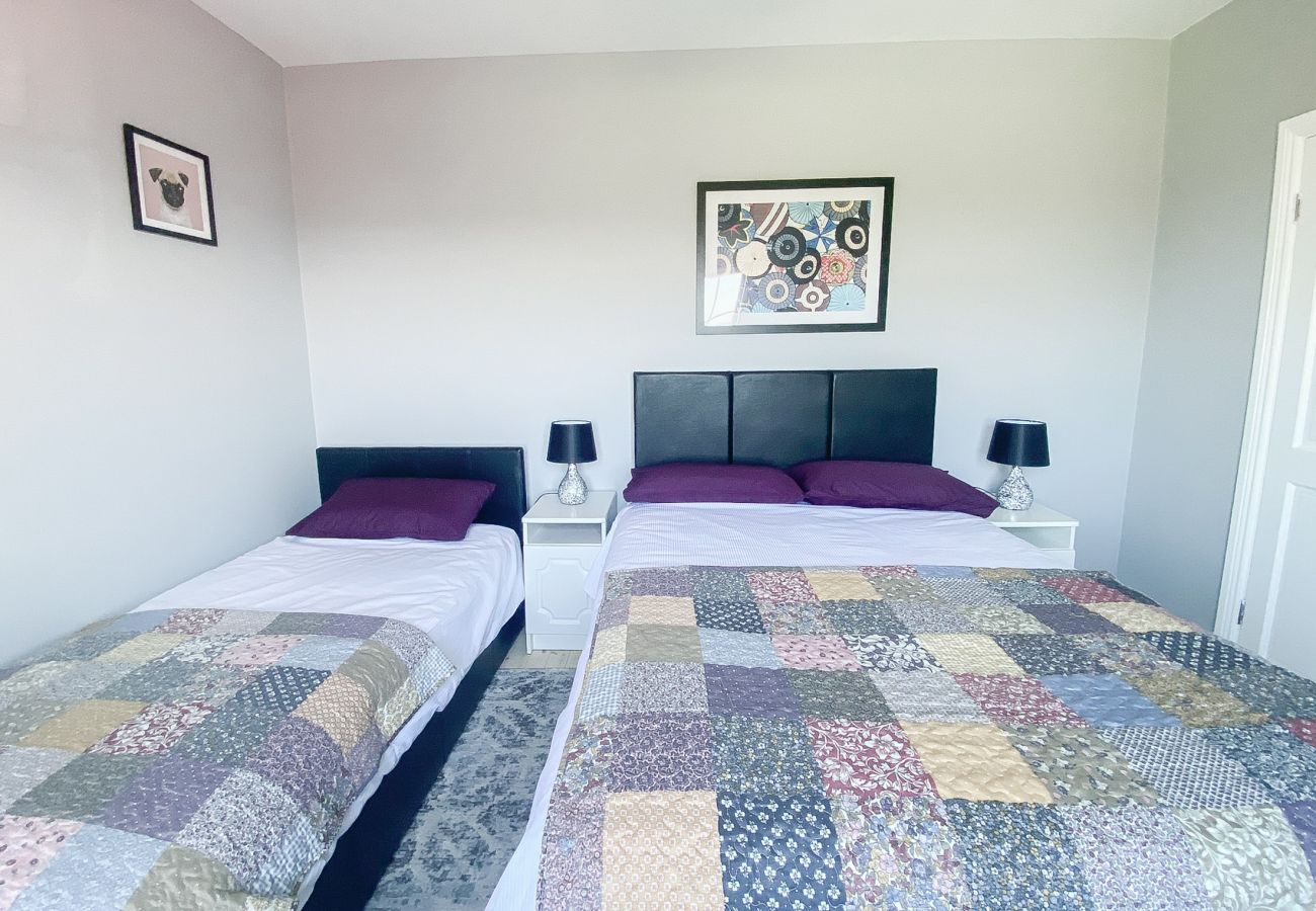 Hilltop Haven Kilmore, Coastal Holiday Accommodation Available in Kilmore, County Wexford