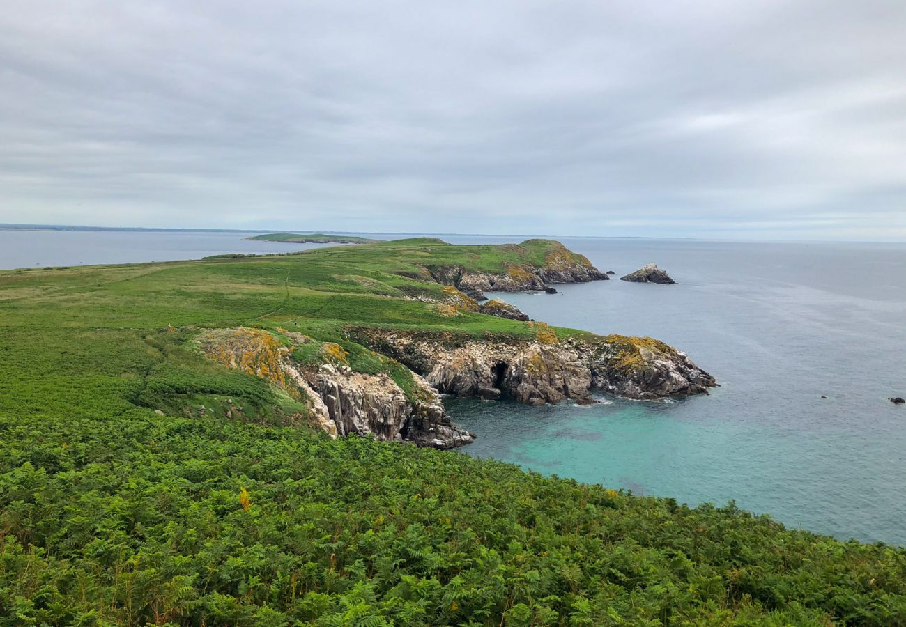 Hilltop Haven Kilmore, Coastal Holiday Accommodation Available in Kilmore, County Wexford
