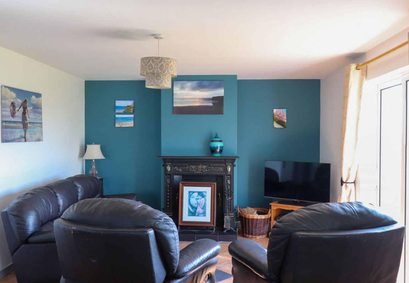 Ballybunion Holiday Cottage No. 10 | Coastal Self-Catering Holiday Accommodation Available in Ballybunion, County Kerry