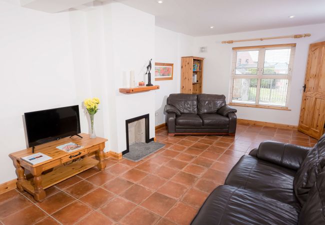  Kilkee Townhouse| Coastal Self-Catering Holiday Accommodation Available in Kilkee, County Clare