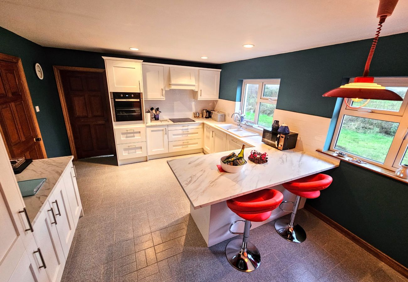 Modern kitchen, Self Catering Accommodation in Glenbeigh County Kerry