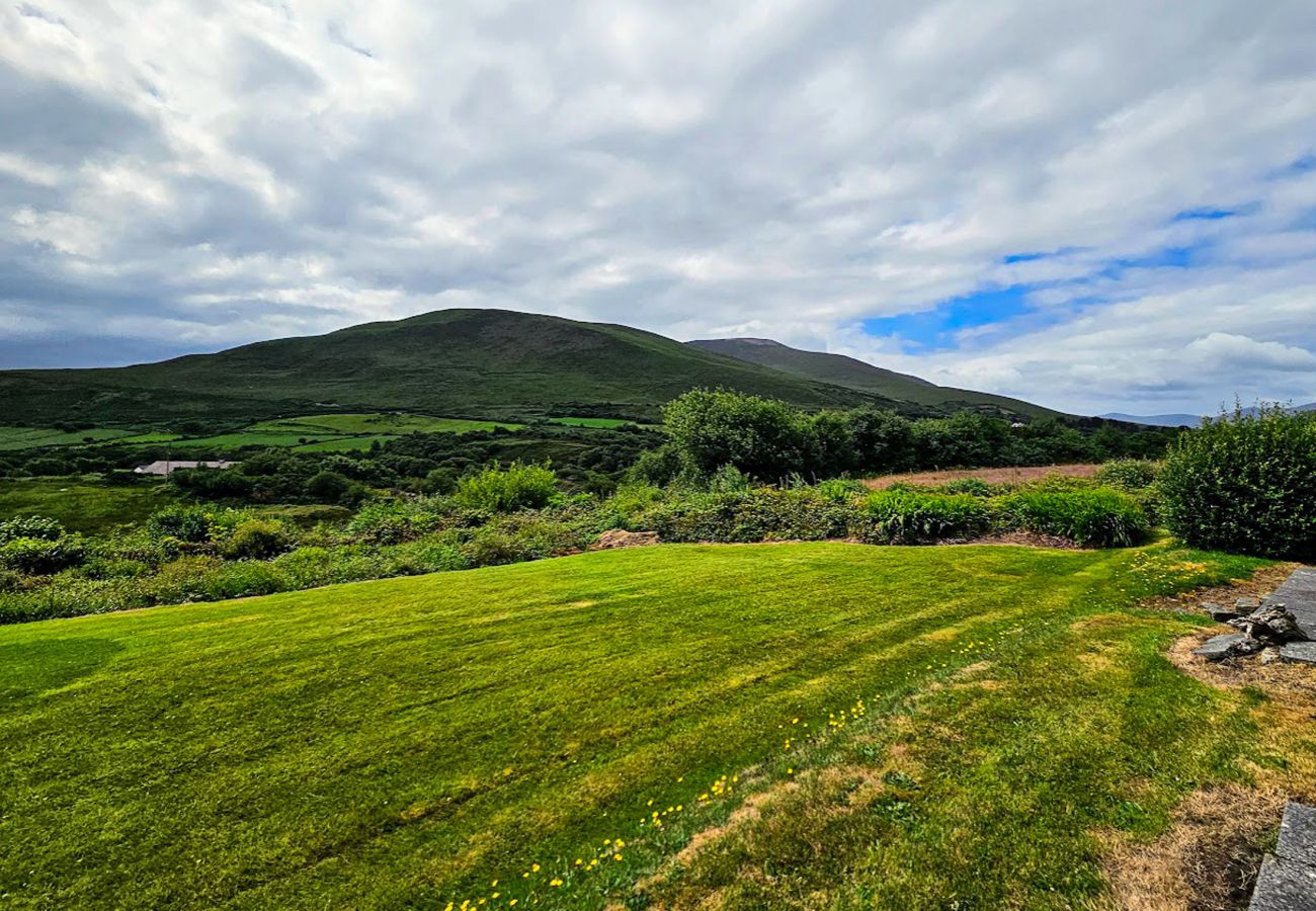Lark Rise Holiday Home Glenbeigh. Rolling hills and Seefin Mountain
