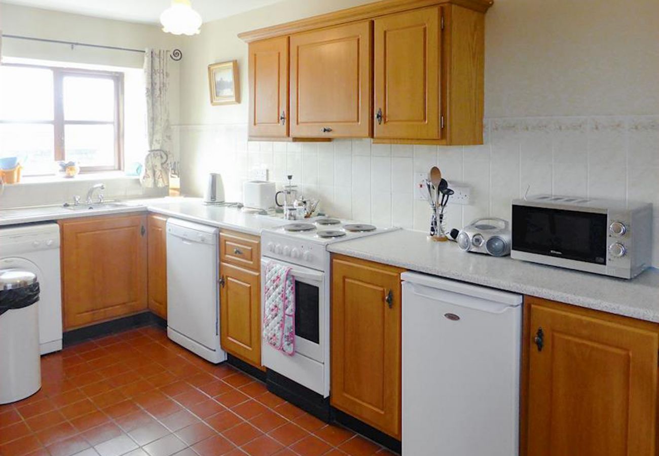 Hook Holiday Cottage, Mill Road Farm, a pet-friendly holiday cottage available beside the picturesque village of Kilmore Quay in County Wexford 