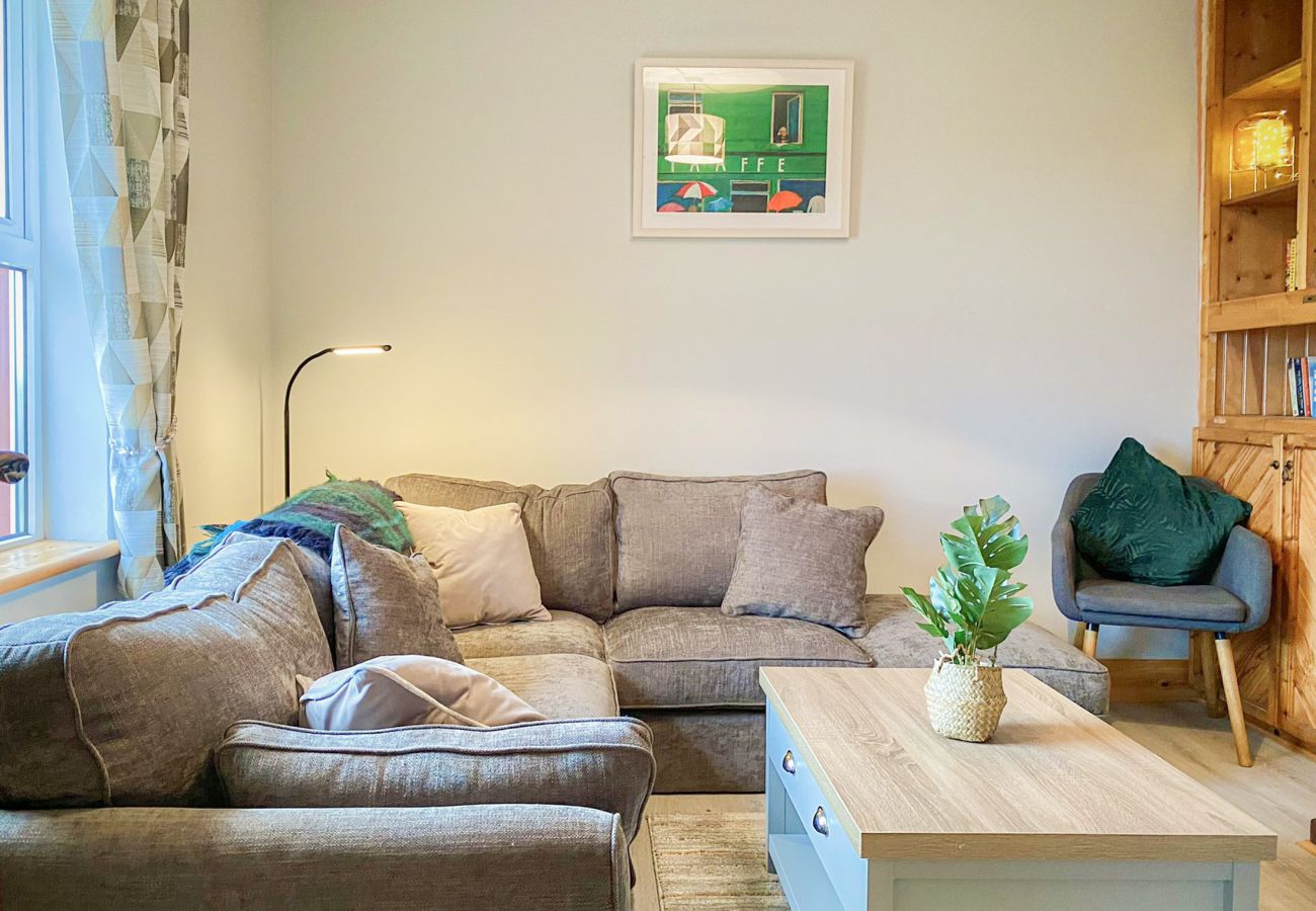 Galway Road Holiday Home, Co. Galway | Coastal Self-Catering Holiday Accommodation Available in Clifden, Connemara, County Galway | Read More and Book