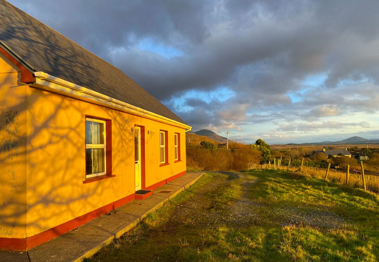 Galway Road Holiday Home, Co. Galway | Coastal Self-Catering Holiday Accommodation Available in Clifden, Connemara, County Galway | Read More and Book