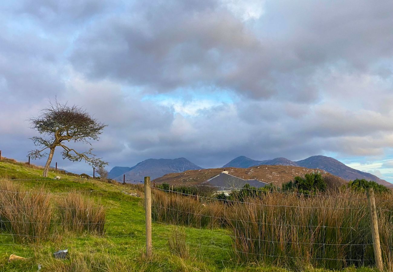 Galway Road Holiday Home, Co. Galway | Coastal Self-Catering Holiday Accommodation Available in Clifden, Connemara, County Galway | Read More and Book