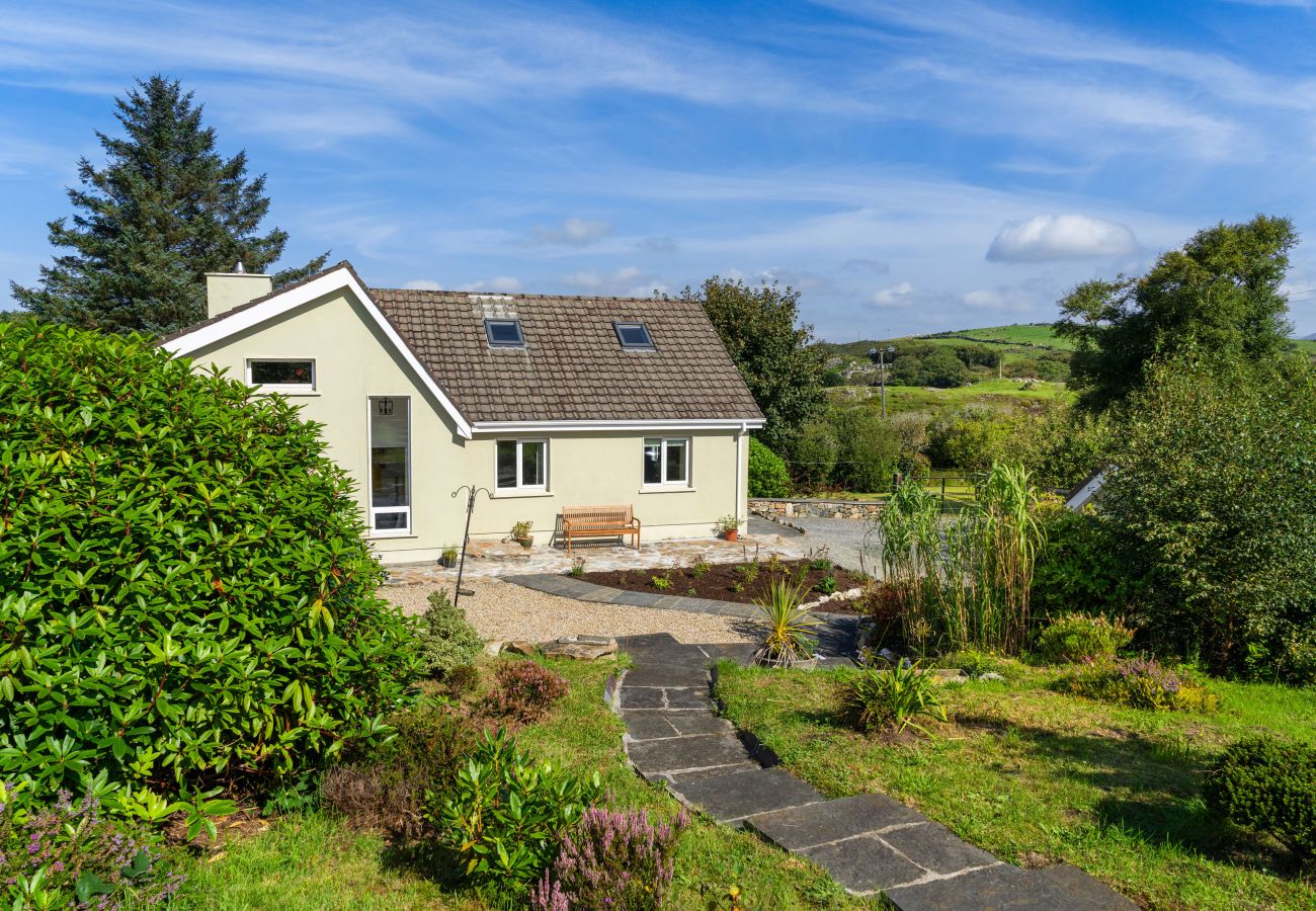 Garden at Clifden Countryside Holiday Home in Galway