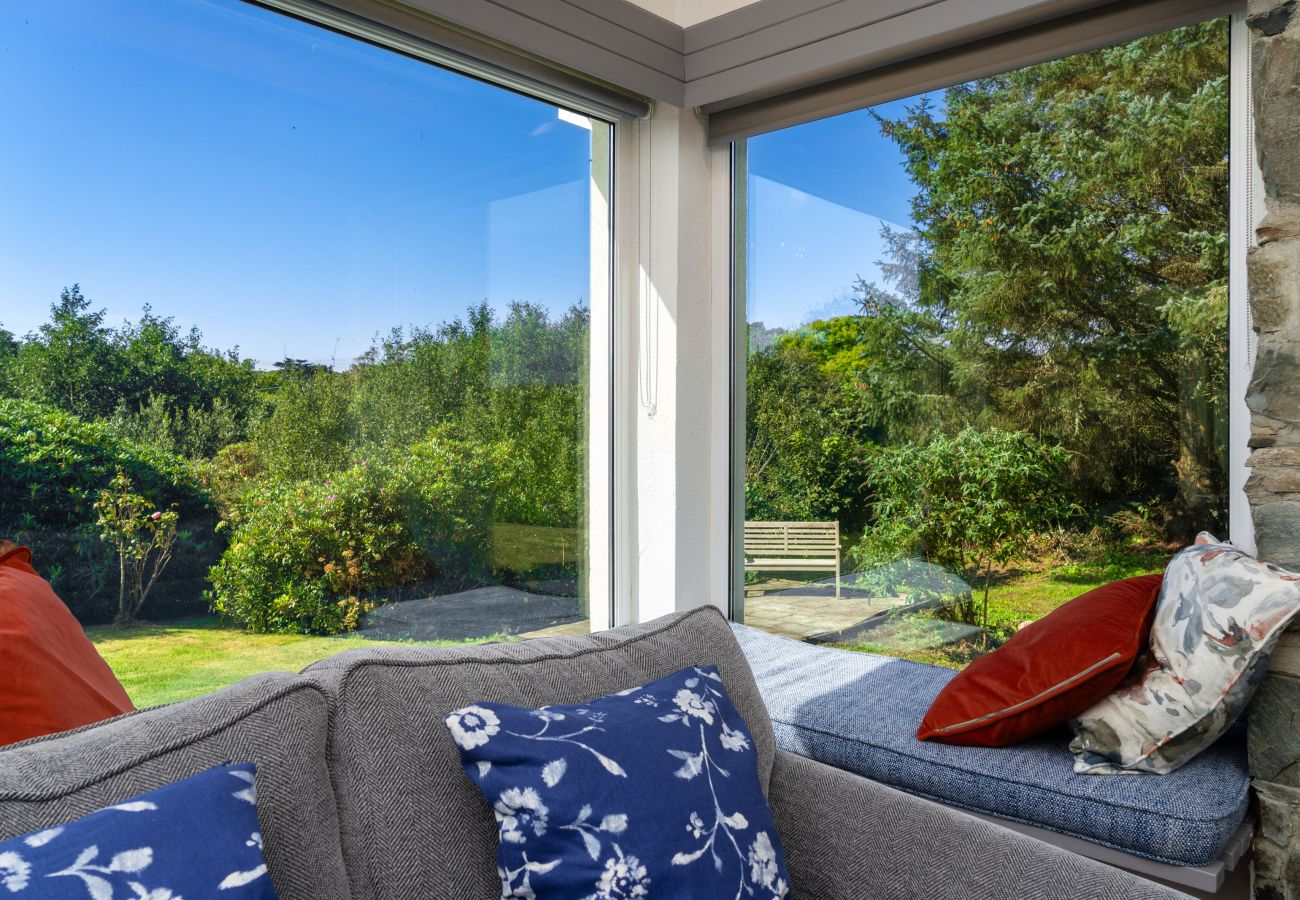 View of the garden from at living room at Clifden Countryside Holiday Home