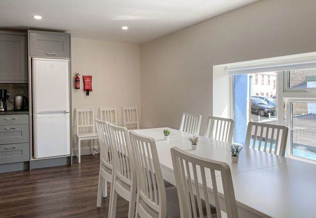 House in Clifden - Clifden Town Large Holiday Home House in Clifden - Clifden Town Large Holiday Home