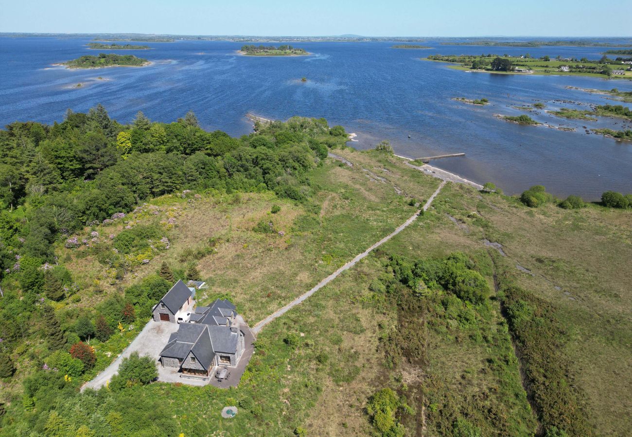 Apartment in Oughterard - Lough Corrib Luxury Holiday Home