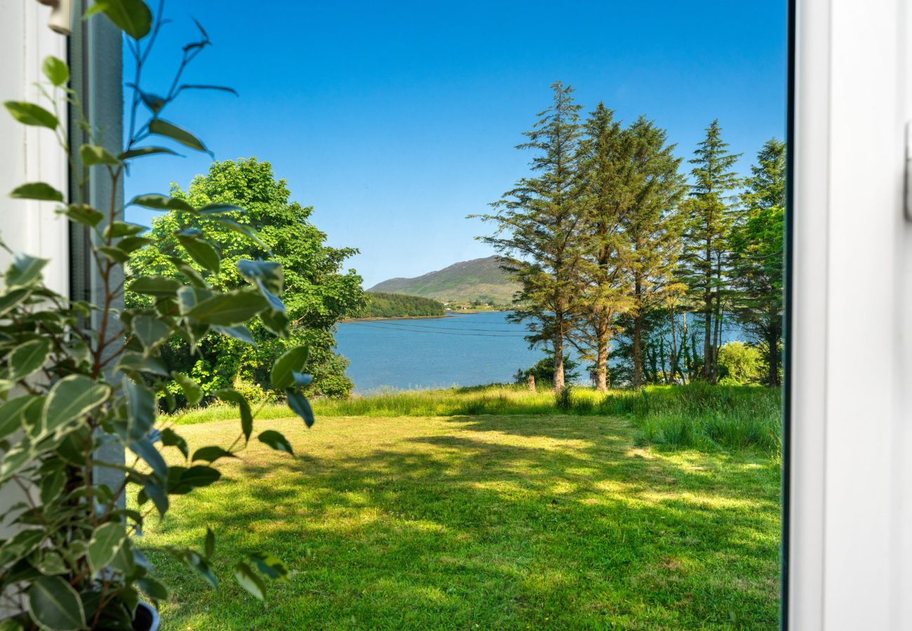 Letterfrack Seaview Holiday Home, Letterfrack, Co. Galway | Coastal Self-Catering Holiday Accommodation Available in Letterfrack, Connemara, County Ga