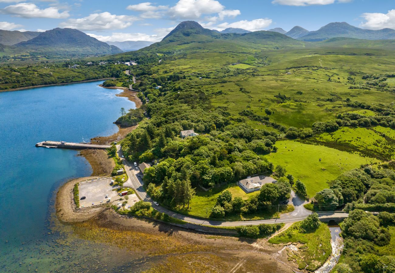 Letterfrack Seaview Holiday Home, Letterfrack, Co. Galway | Coastal Self-Catering Holiday Accommodation Available in Letterfrack, Connemara, County Ga