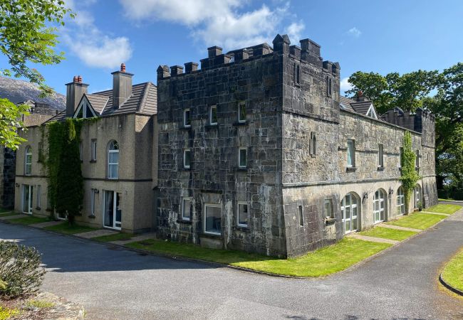 Ballynahinch Old Manor Holiday Apartment, Clifden, Co. Galway | Coastal Self-Catering Holiday Accommodation Available in Ballynahinch, Connemara, Coun