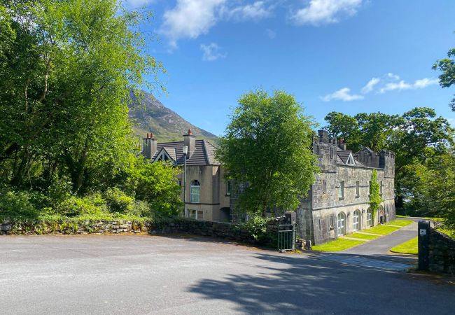 Apartment in Recess - Ballynahinch Old Manor Holiday Apartment Apartment in Recess - Ballynahinch Old Manor Holiday Apartment