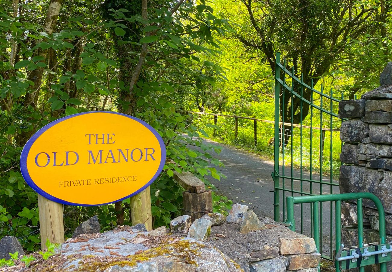 Ballynahinch Old Manor Holiday Apartment, Clifden, Co. Galway | Coastal Self-Catering Holiday Accommodation Available in Ballynahinch, Connemara, Coun