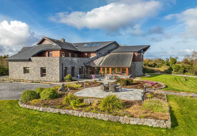 Exterior Oughterard Luxury Holiday Home Galway Ireland