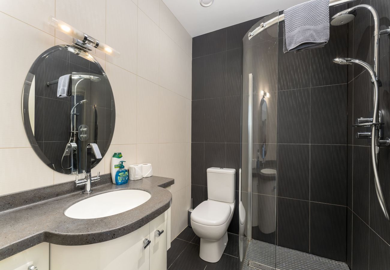 Bathroom Oughterard Luxury Holiday Home Galway Ireland