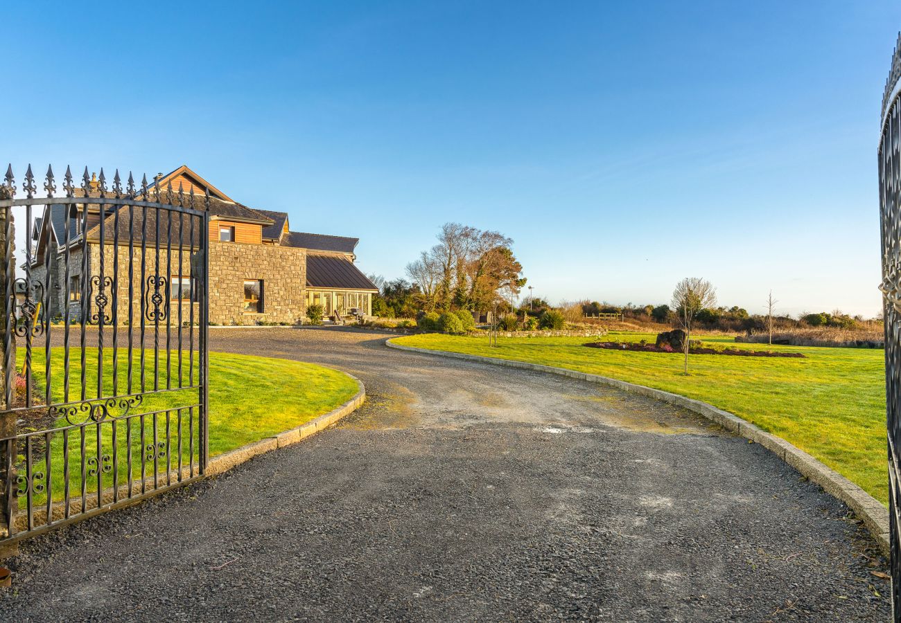 Exterior Oughterard Luxury Holiday Home Galway Ireland