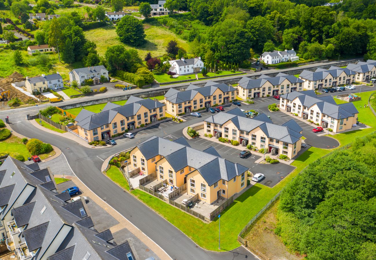 Aerial view of Lakeside Holiday Home in Killaloe County Clare