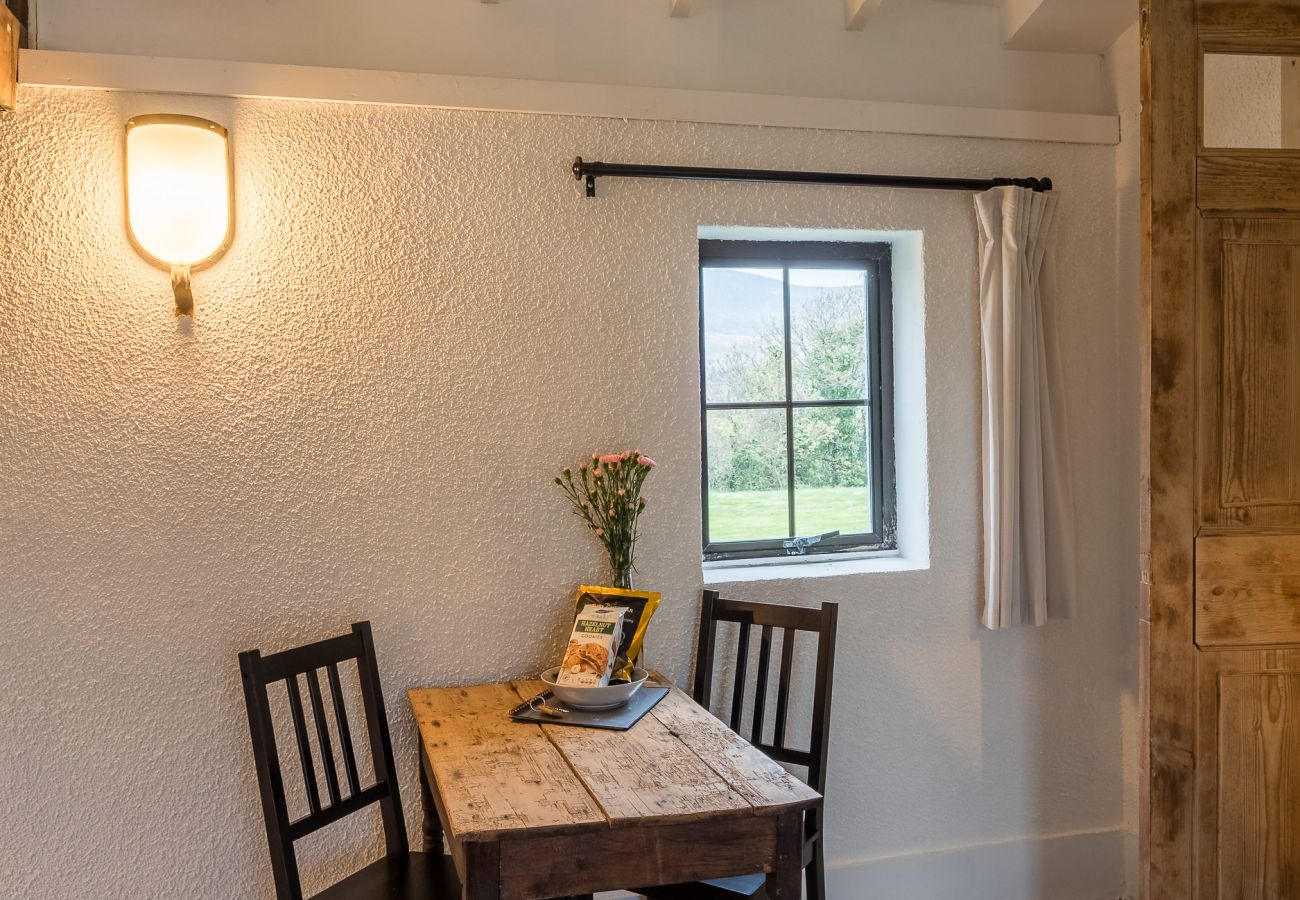 Dining table Ventry Farm Parlour Cottage