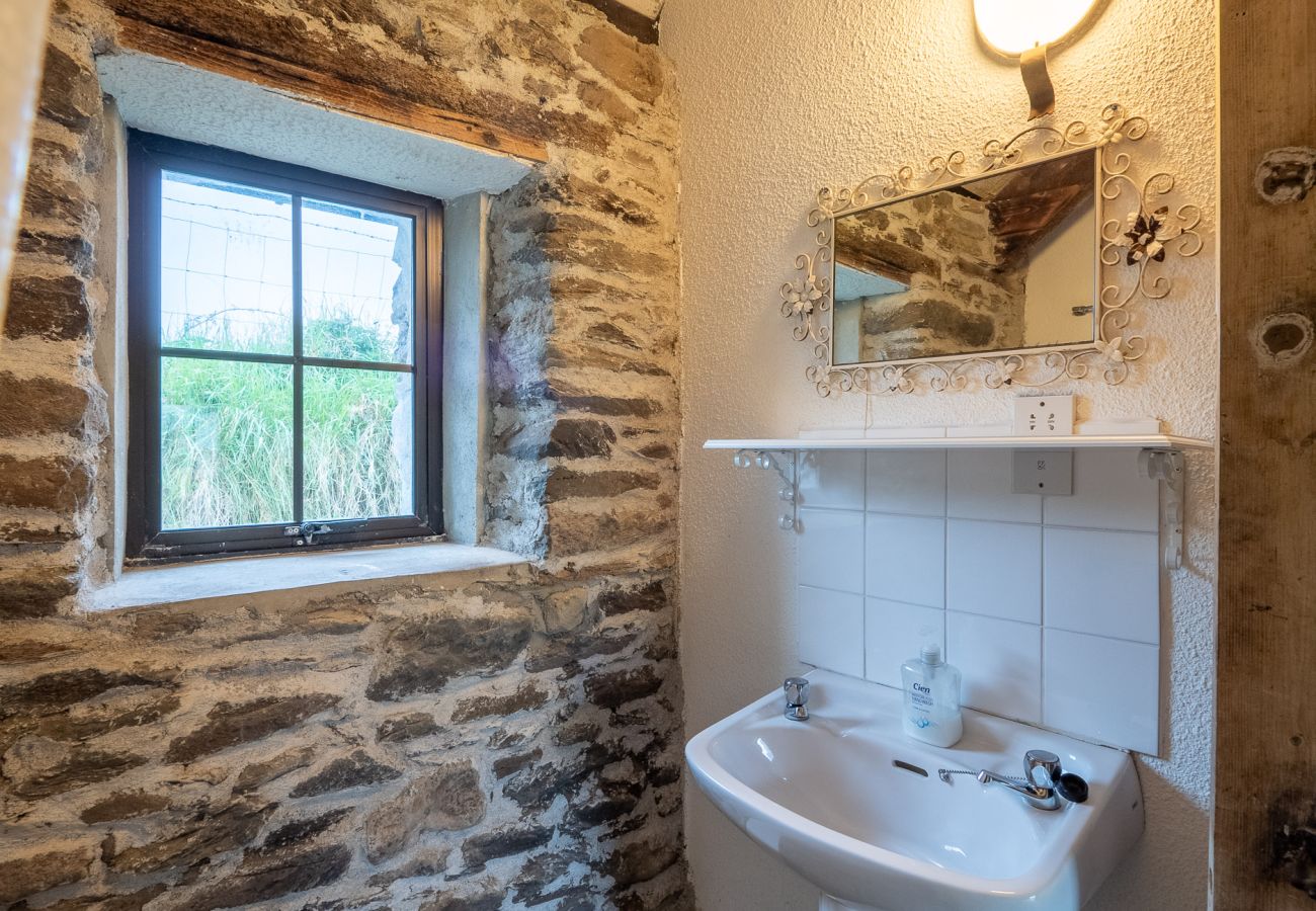 Bathroom Vanity Unit Ventry Farm Seaside Cottage