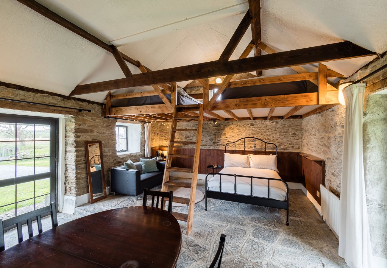 Master Bedroom and Mezzanine Level Bedroom Ventry Farm Cottages