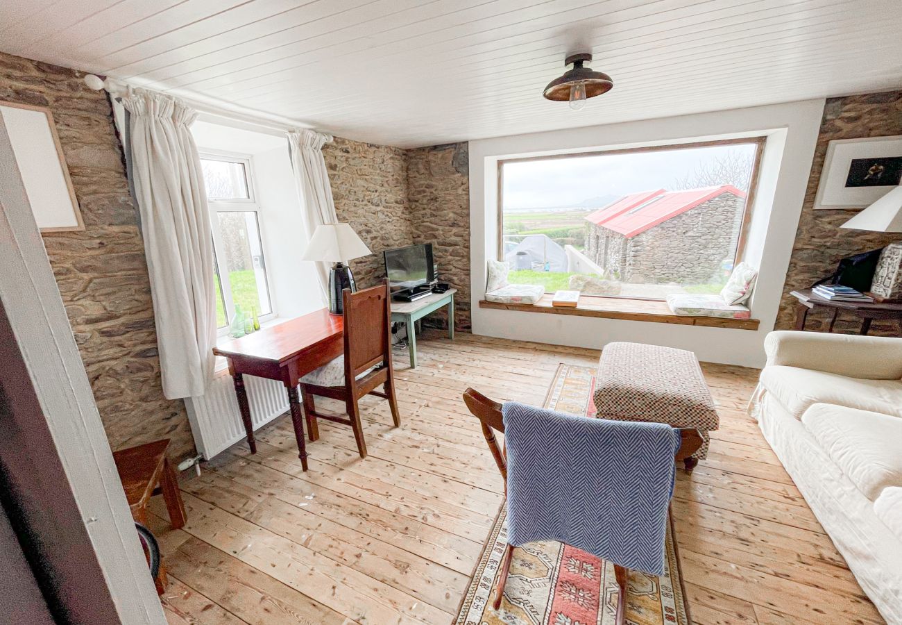 Living Room Ballylusky Holiday Home Ballydavid County Kerry Ireland