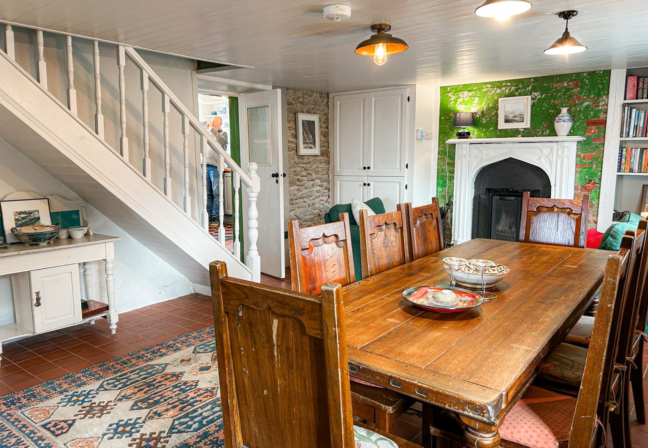 Dining Room Ballylusky Holiday Home Ballydavid County Kerry Ireland