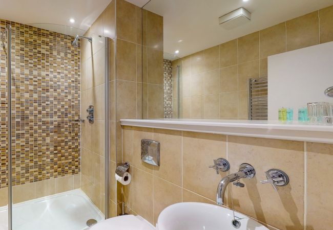 House in Castlemartyr - Castlemartyr Holiday Lodges No 3 (2 Bed) House in Castlemartyr - Castlemartyr Holiday Lodges No 3 (2 Bed)