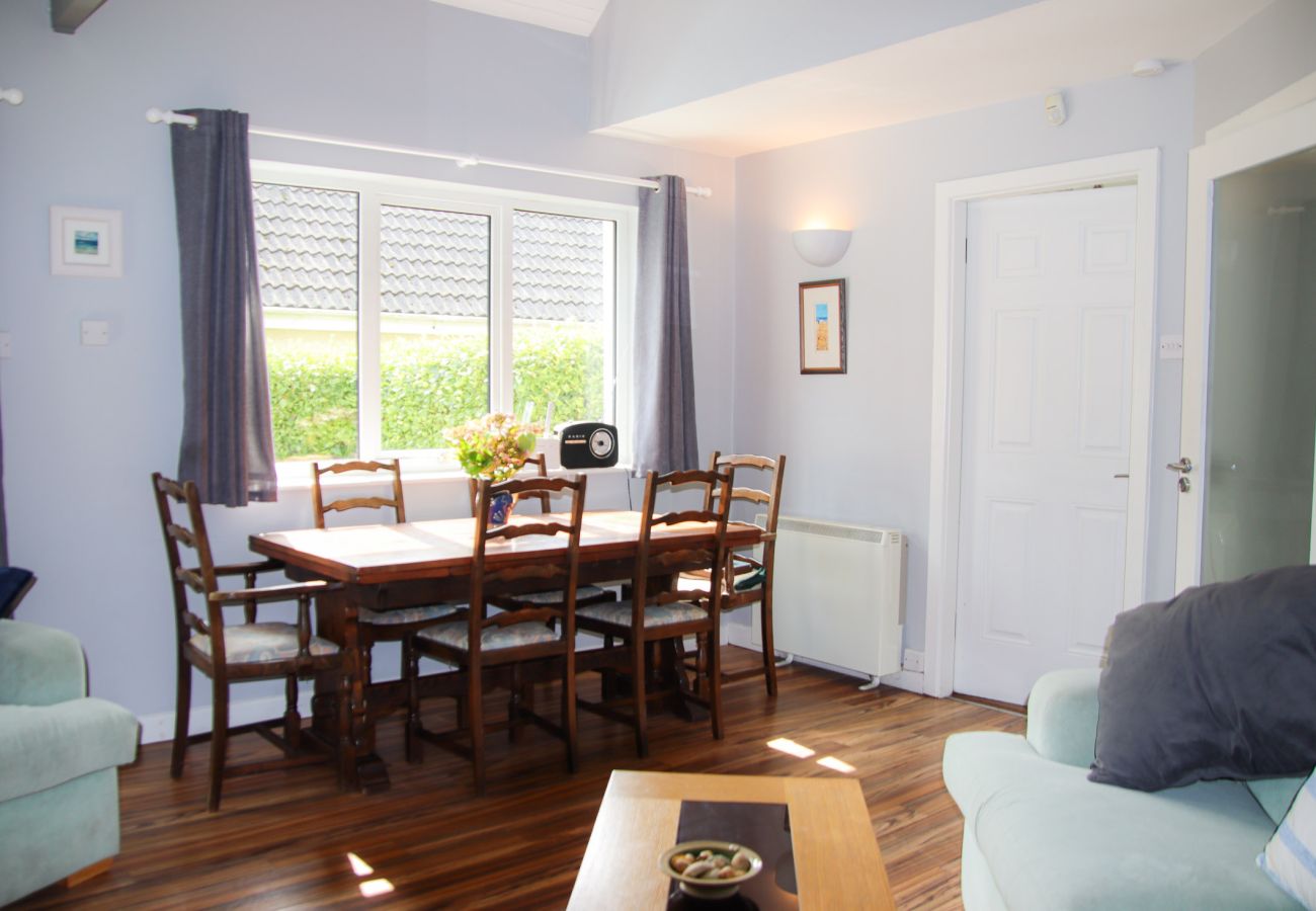 Dunmore Villas Holiday Home No 1 - seaside family-friendly holiday home in Dunmore East Co Waterford