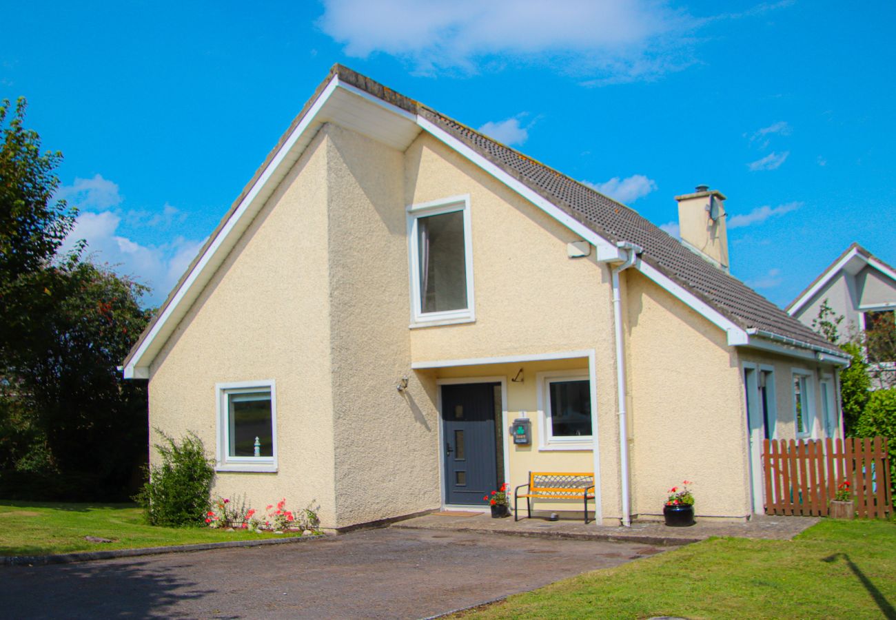   Exterior view of Dunmore Villas Holiday Home No 1 - seaside family-friendly holiday home in Dunmore East