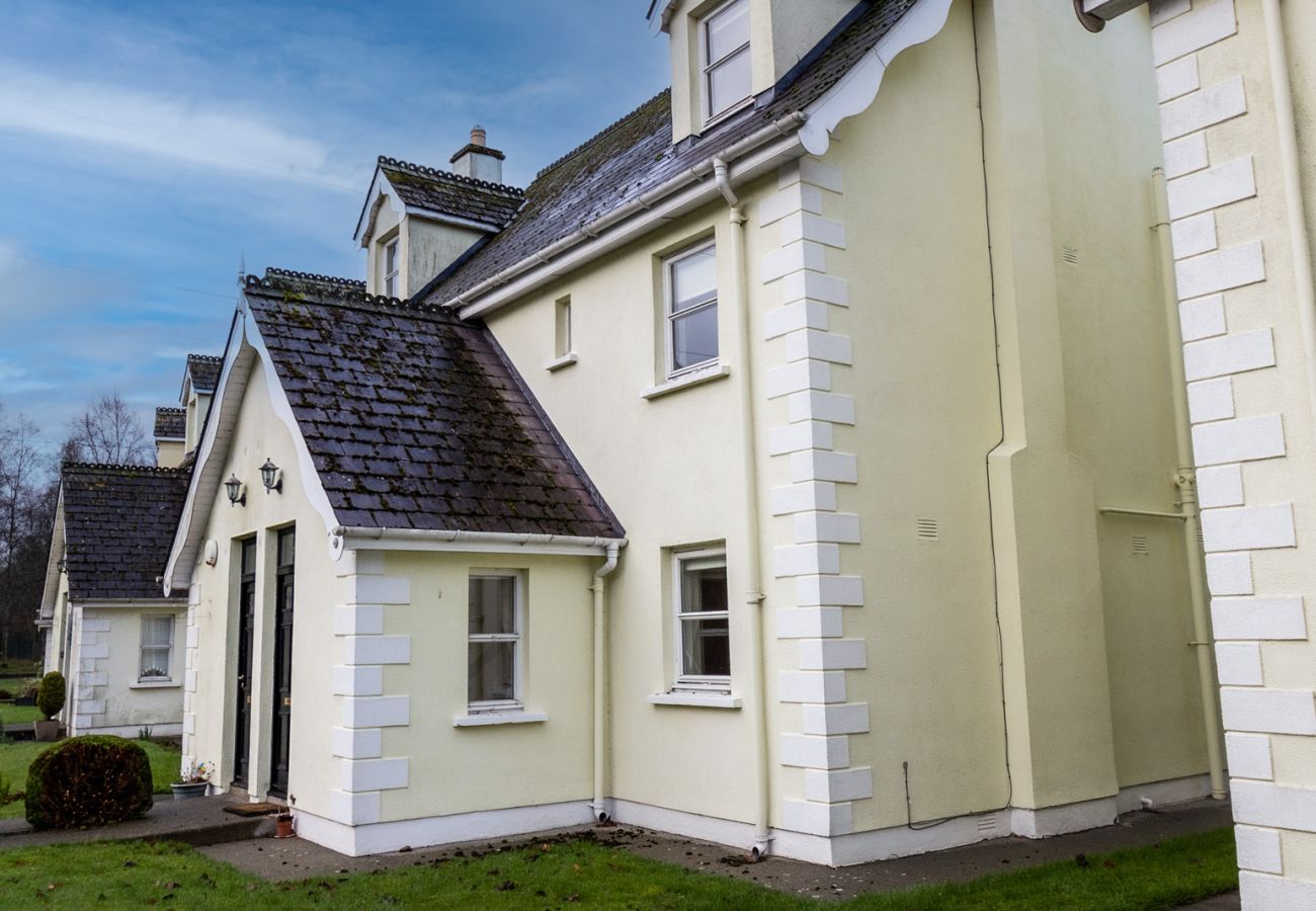 House in Aughrim - Aughrim Holiday Village No 6