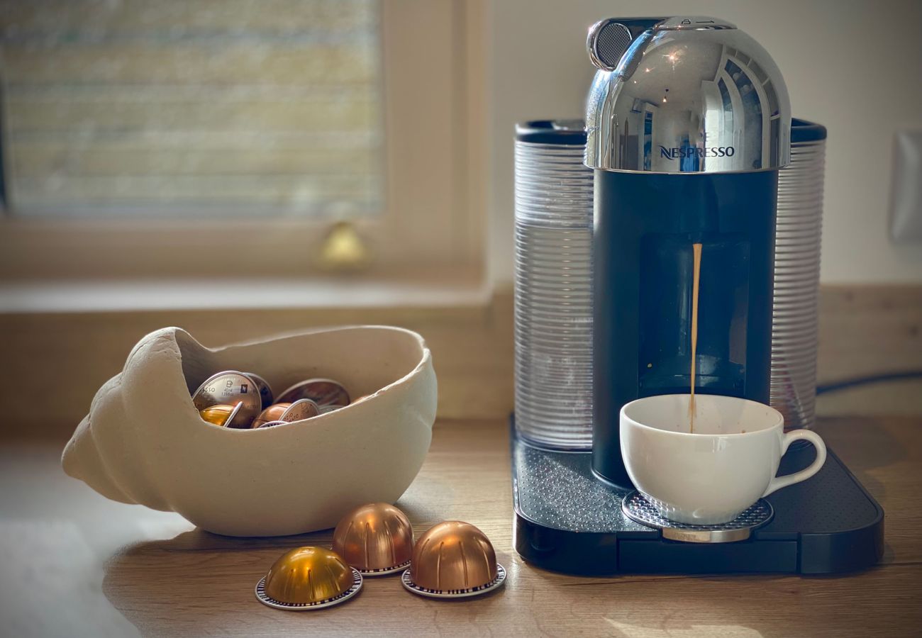 Clifden Town Townhouse. Connemara. Coffee maker.