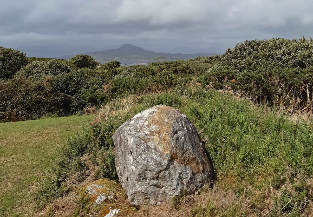 Glynsk Holiday Home . Stunning views of Cashel Bay. Connemara landscape.