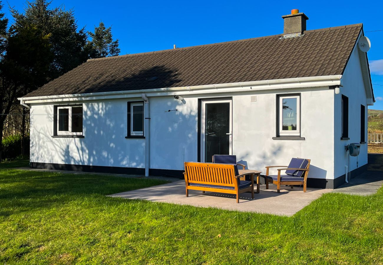  Honeybee Cottage Holiday Home. Self catering holiday home in Co Kerry