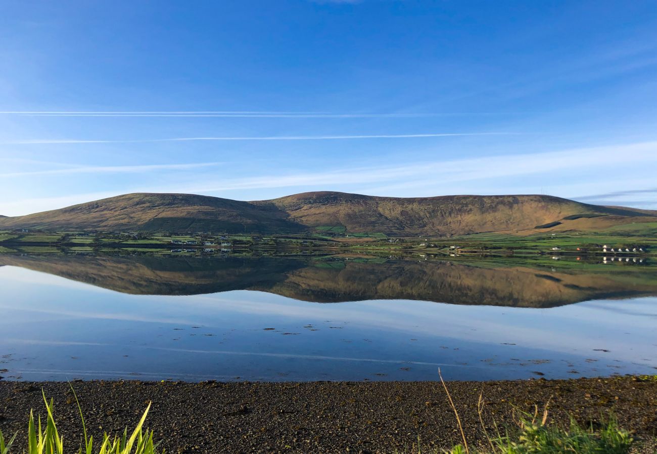 Valentia Island. Honeybee Cottage Holiday Home. 