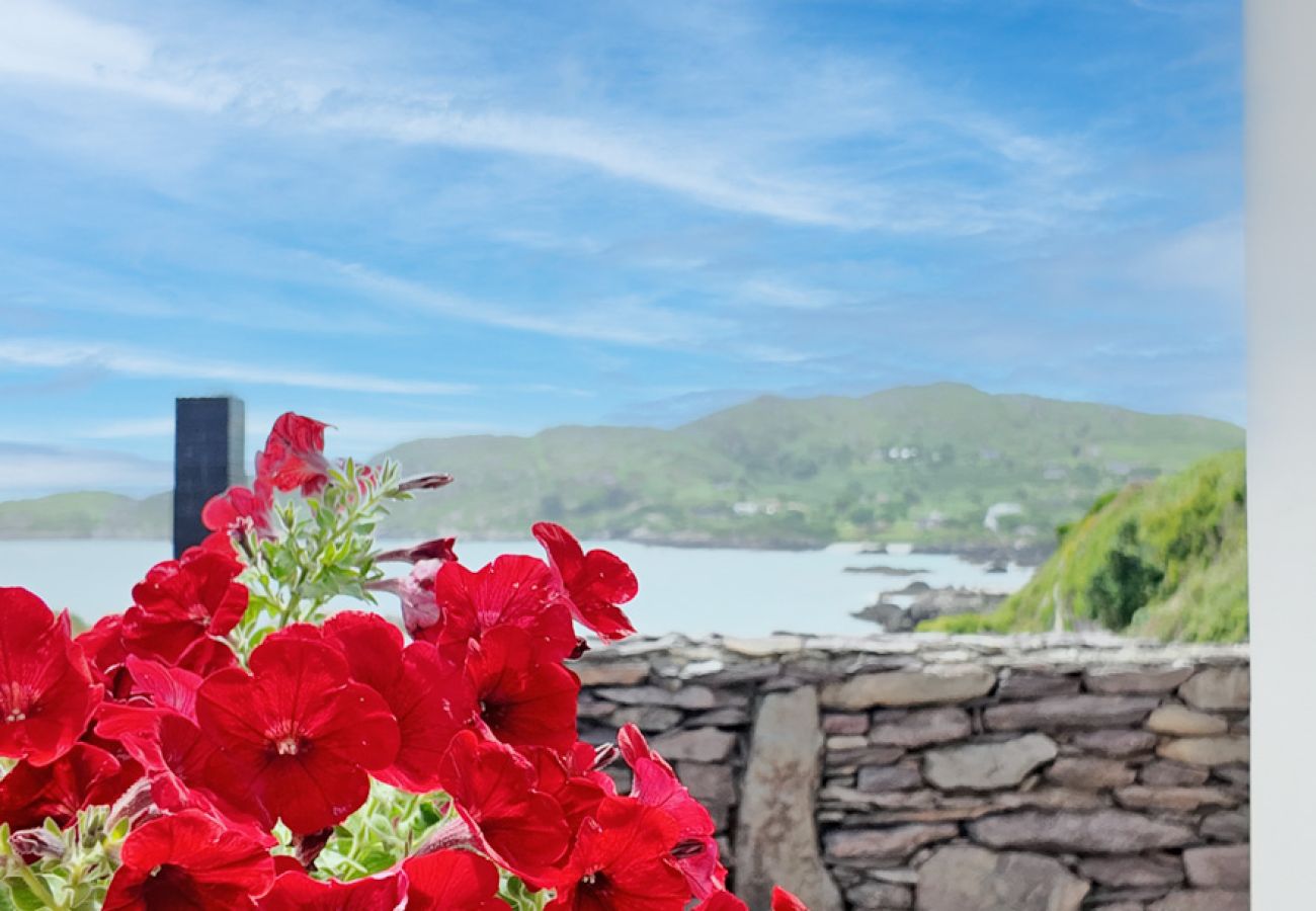 Derrynane Oceancove Holiday Homes Co Kerry. Family holiday accommodation close to sea with coastal views. 