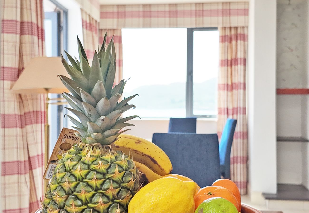 Derrynane Oceancove Holiday Homes Co Kerry. Family holiday accommodation, bright clean and contemporary with sea views. 