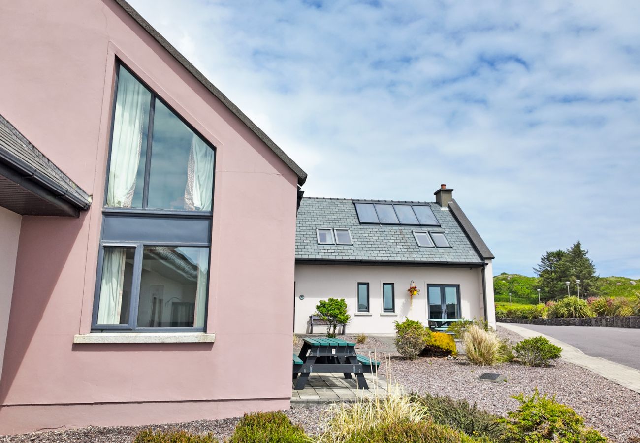 Derrynane Oceancove Holiday Homes Co Kerry. Family holiday accommodation. Large windows with sea views. 