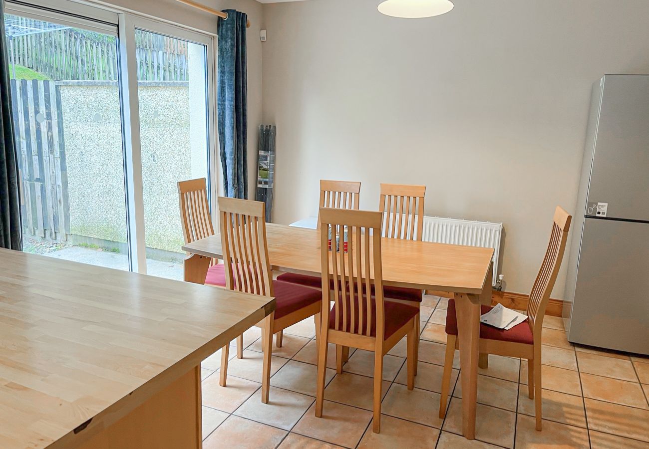 Fishermans Grove Holiday Home No. 21. Kitchen Fishermans Grove Holiday Home No. 21. Kitchen dining room seating for six. Bright, modern