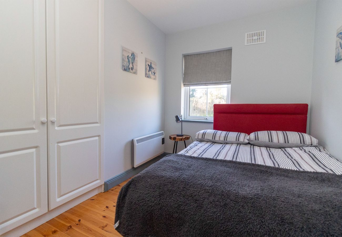 Brittas Bay Holiday Park No 7. Compact double room, bright. Built in storage. 