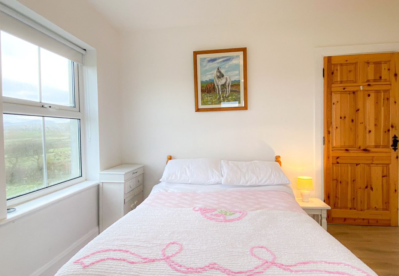 Renvyle Holiday Home Connemara.  Double room, stunning views. Bright, cottage style. 