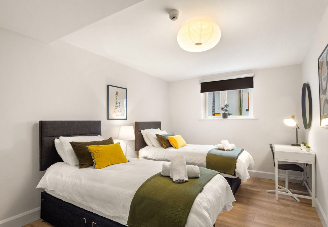 The Town Place Apartment Clifden. Modern Apartment. Two single beds ample storage. 