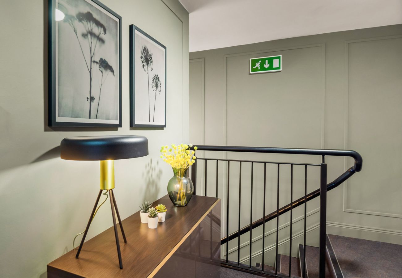 The Town Place Apartment Clifden. Modern lobby with stairwell. 