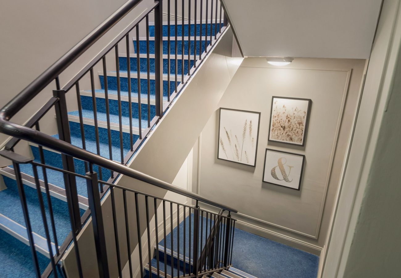 Clifden Boutique Apartment. Stairwell. 