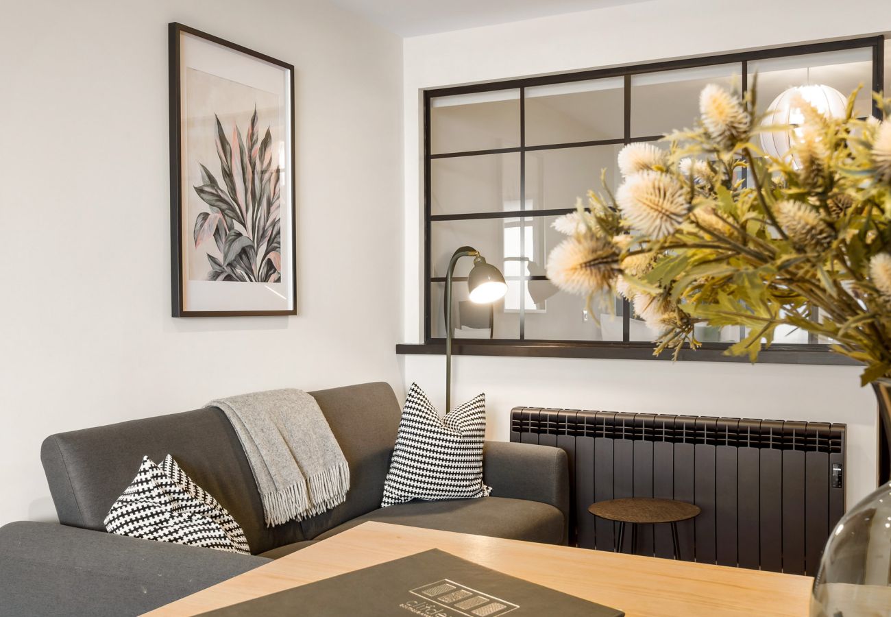 Town Centre Studio Clifden. High quality design compact living room.