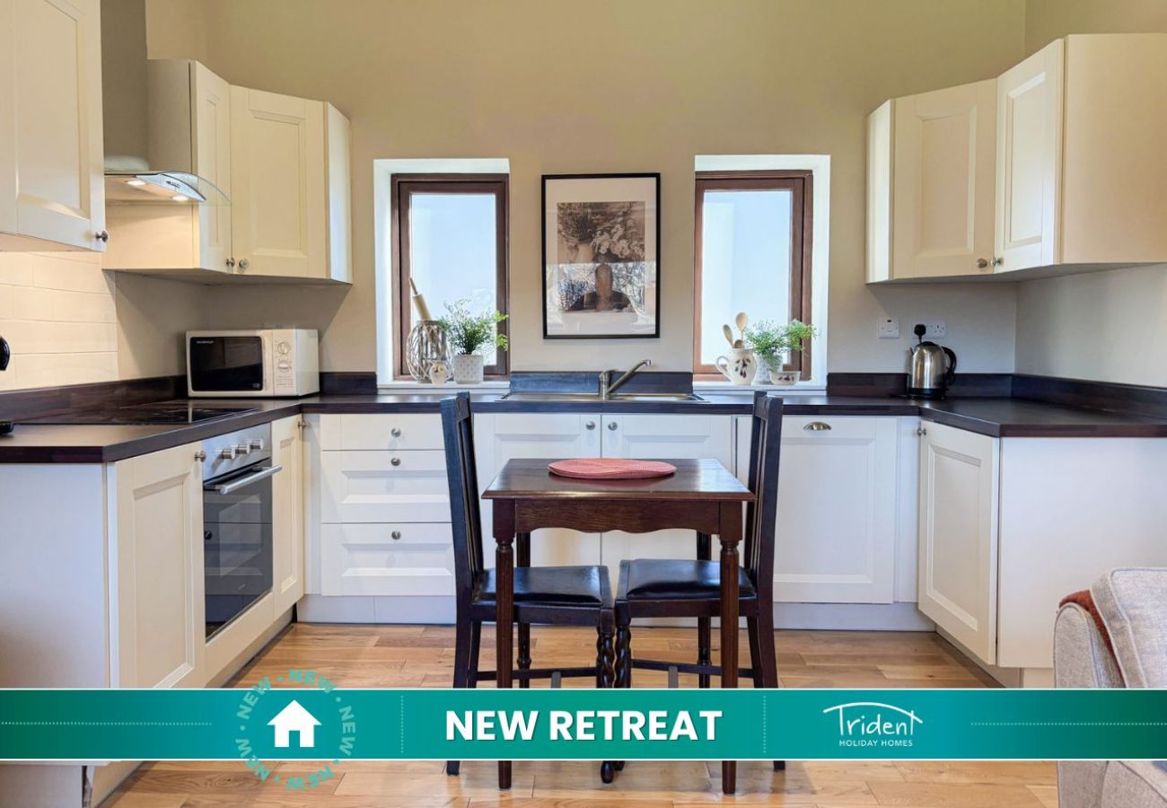 Kylemore Woodland Holiday Apartment, luxury one bed apartment. 