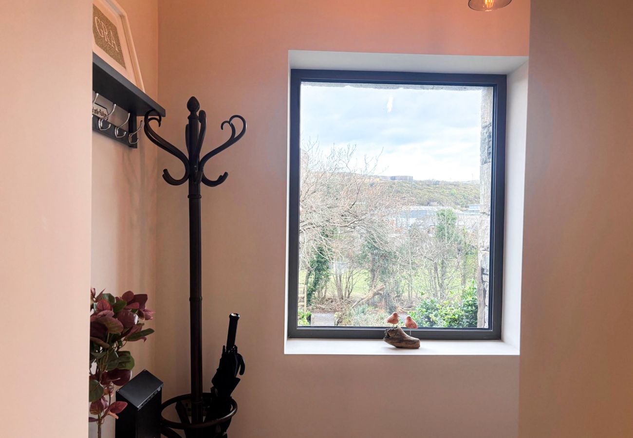 Clifden Holiday Home. Great views. 