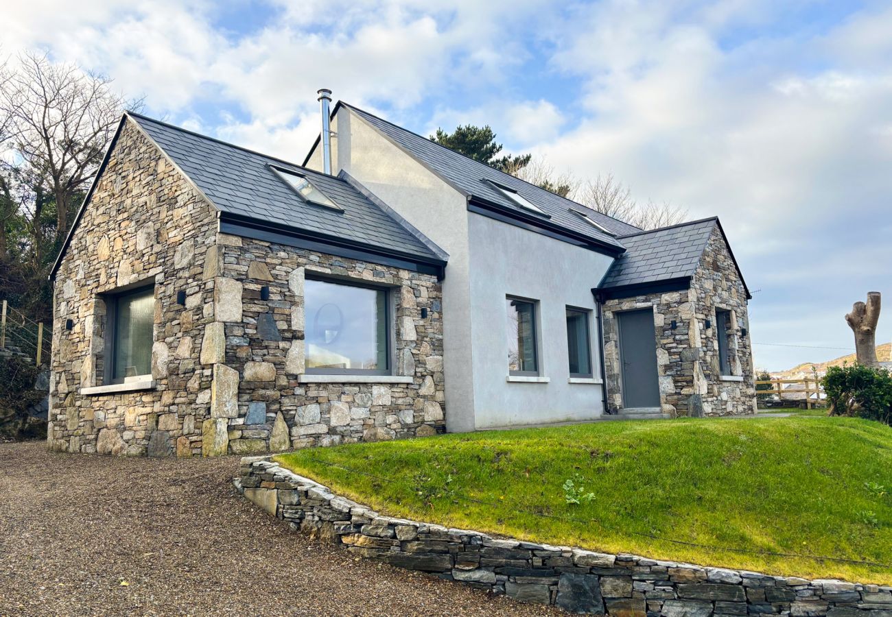 Clifden Holiday Home.  Modern stone house with amazing views and location